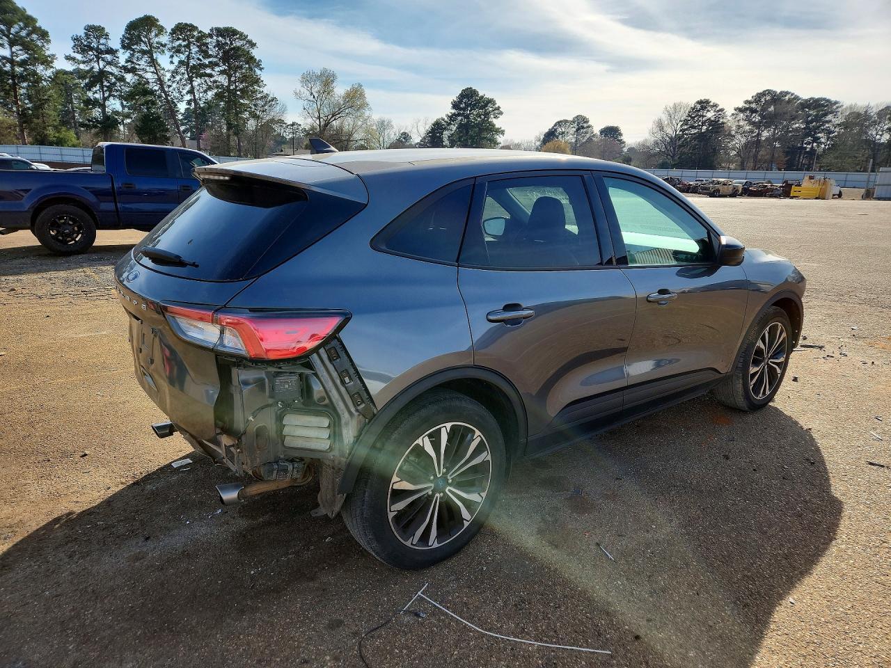 2022 Ford Escape Se - Фото 3