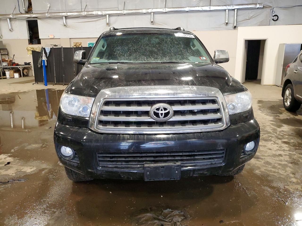 2015 Toyota Sequoia Limited - Фото 5