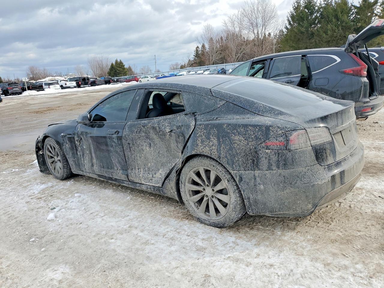 2023 Tesla Model S - Image 2