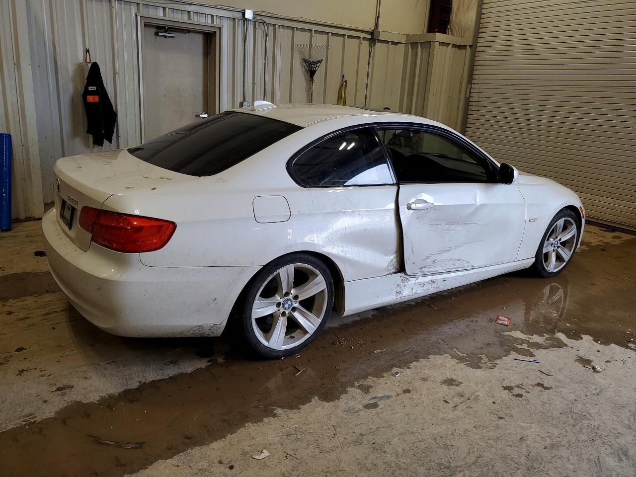 2011 BMW 328 I Sulev - Фото 3