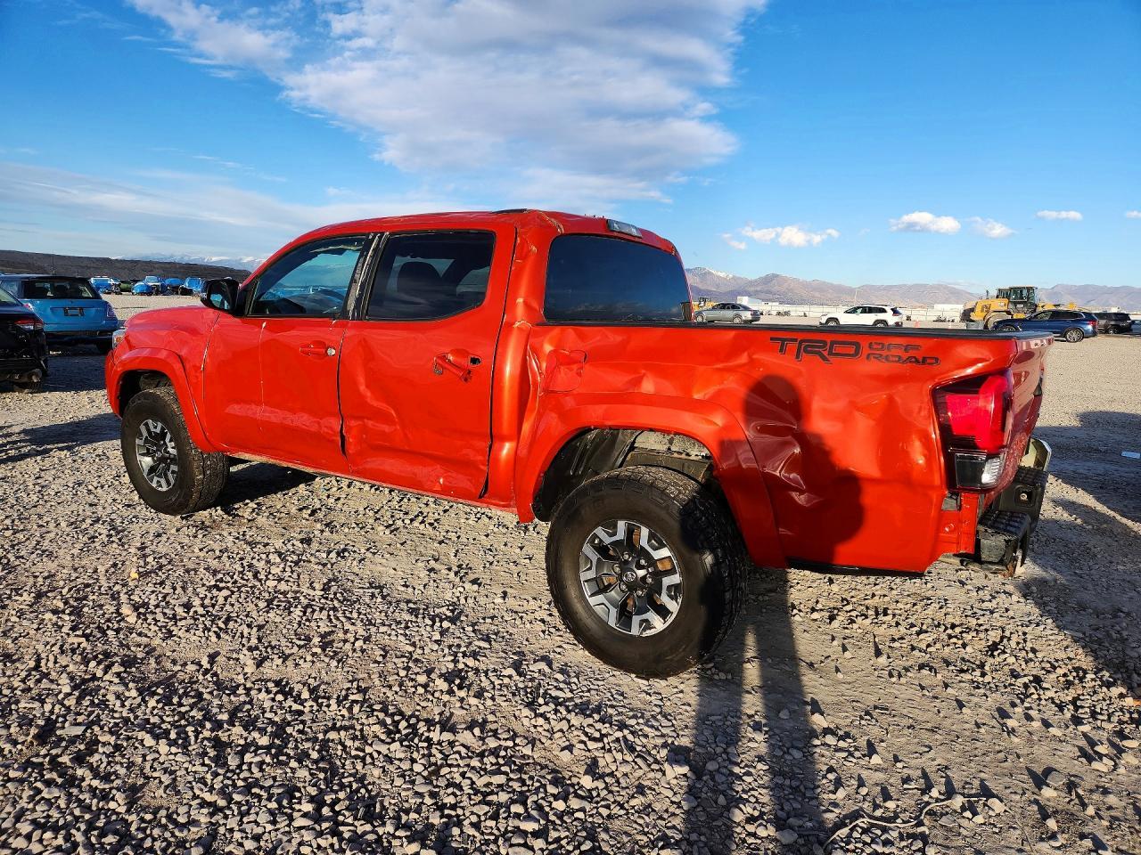 2016 Toyota Tacoma Double Cab - Фото 2
