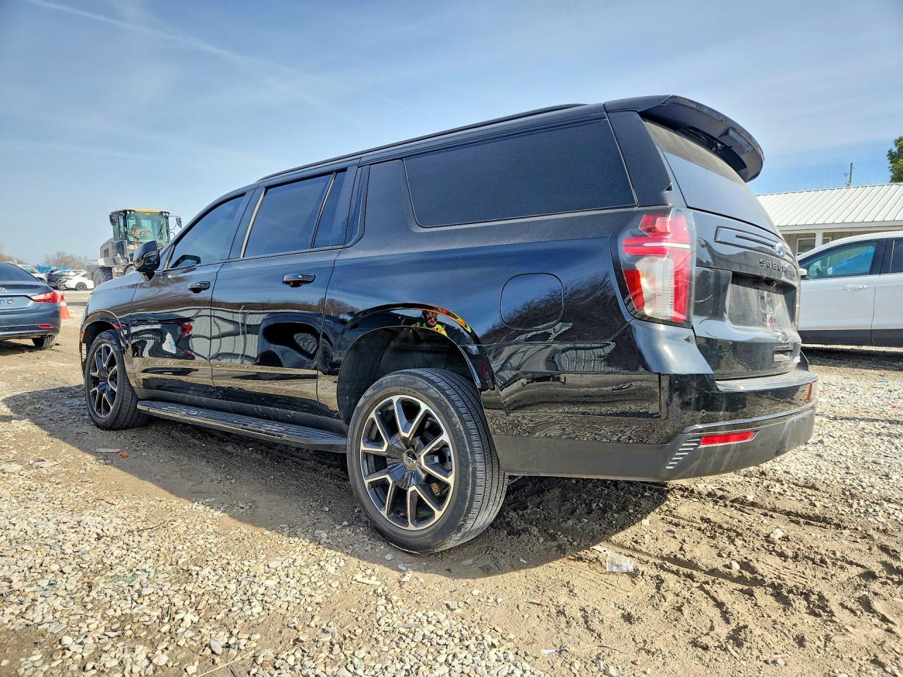 2023 Chevrolet Suburban K1500 Rst - Фото 2