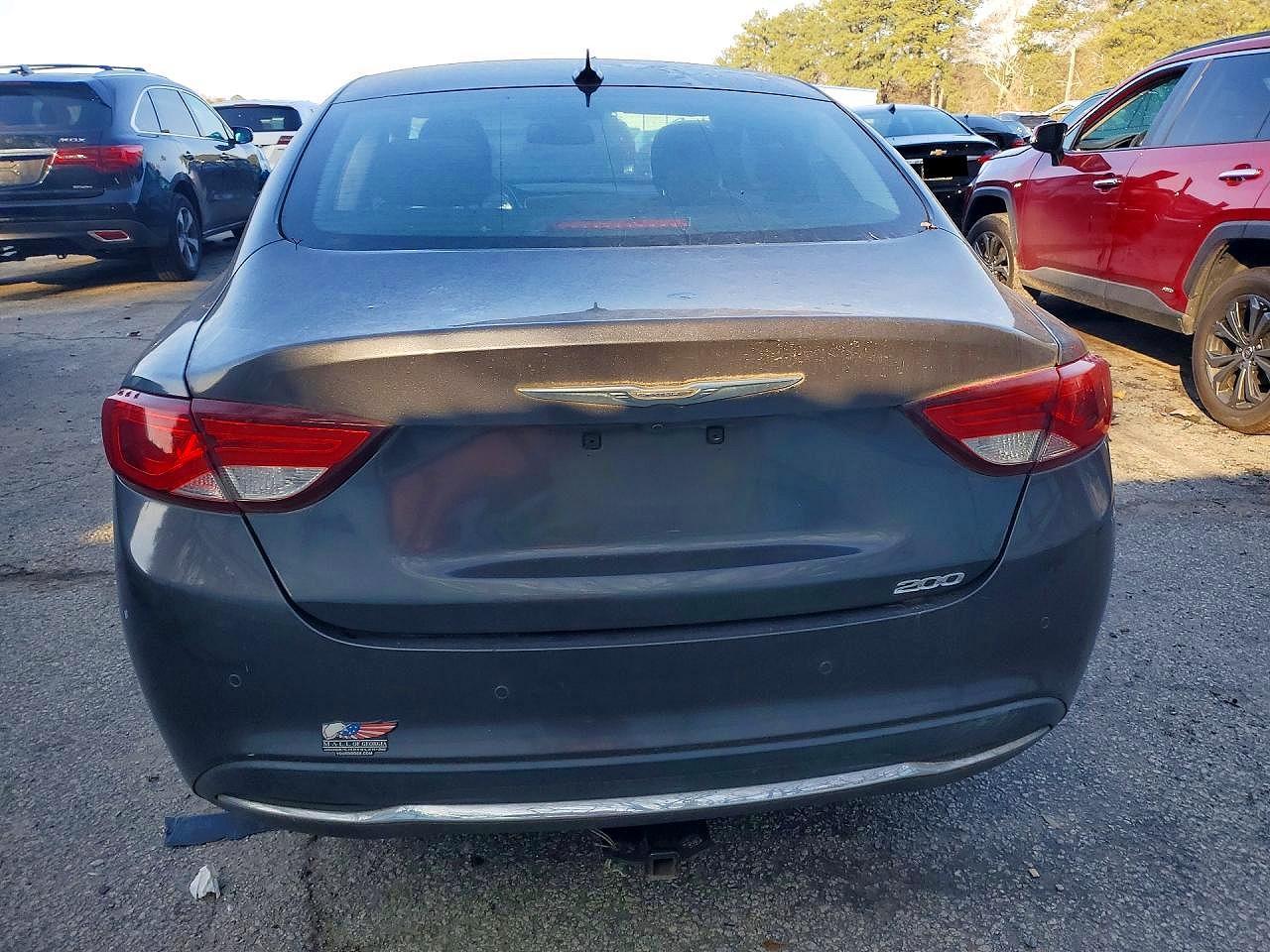 2015 Chrysler 200 Limited - Фото 6