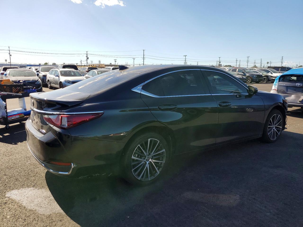 2024 Lexus Es 300H Base - Image 3