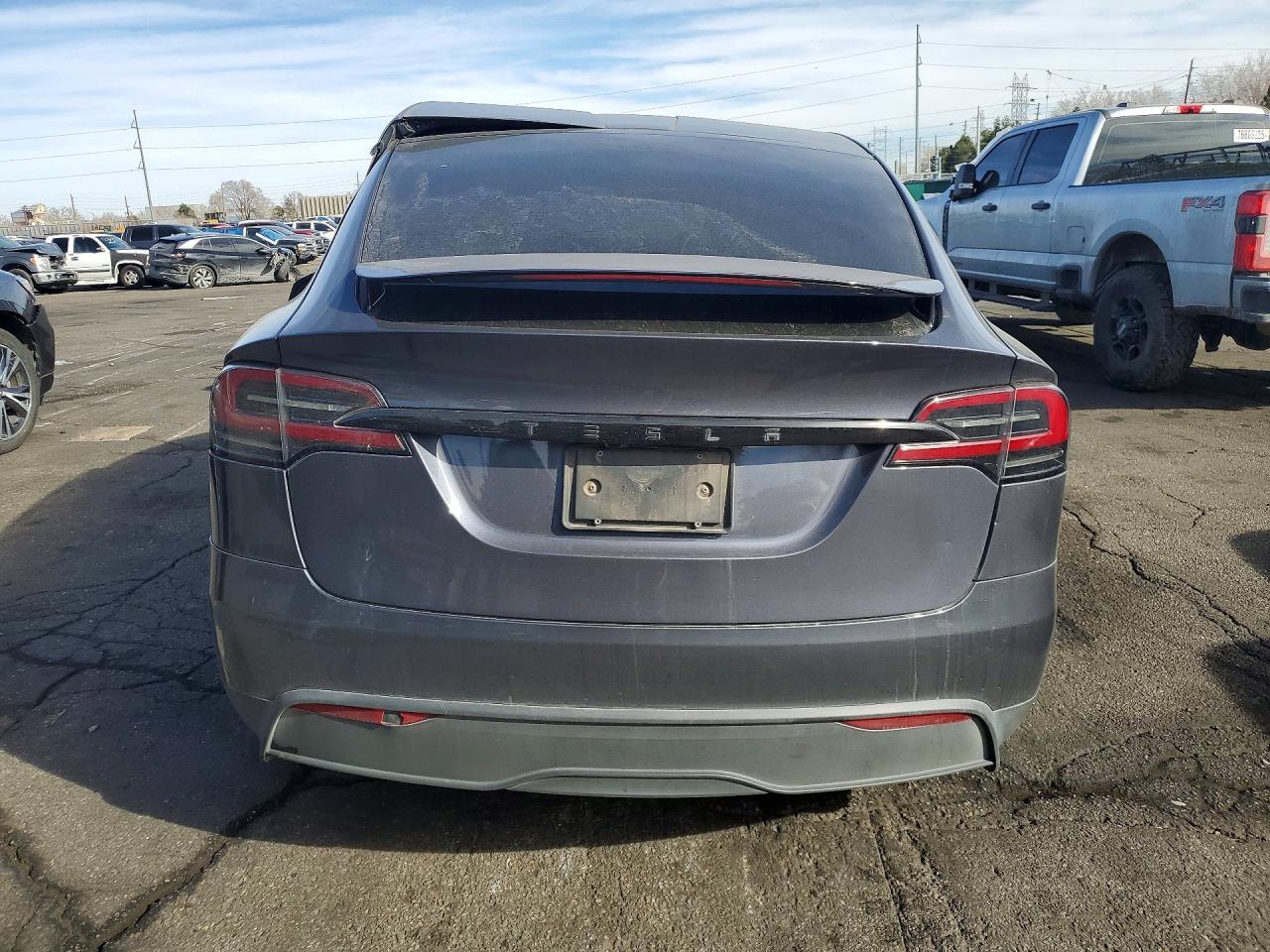 2023 Tesla Model X - Image 6