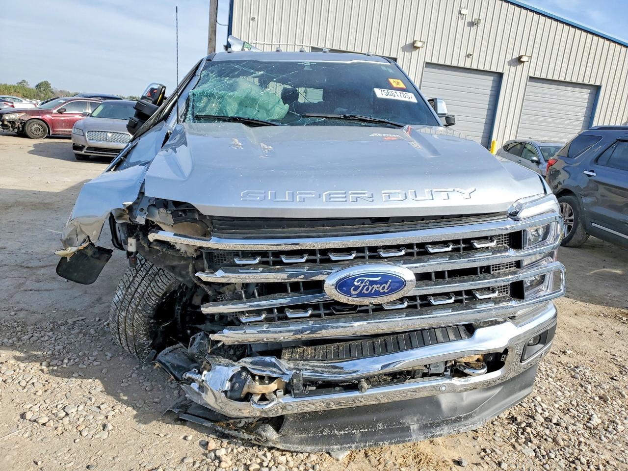 2023 Ford F350 Super Duty - Фото 5