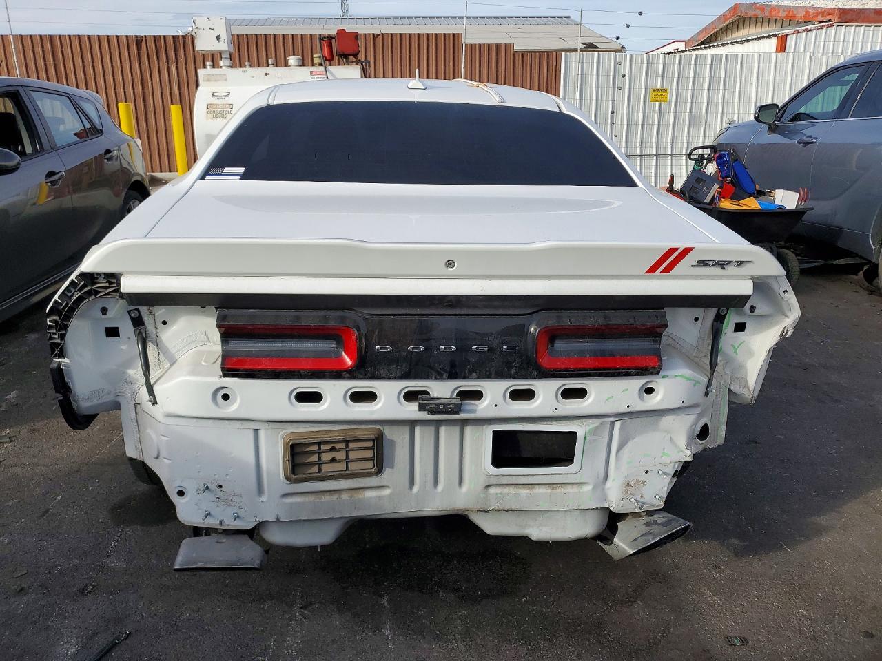 2018 Dodge Challenger Srt 392 - Image 6