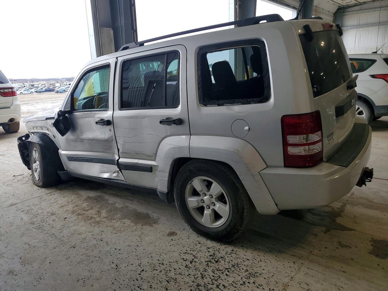 2009 Jeep Liberty Sport - Фото 2