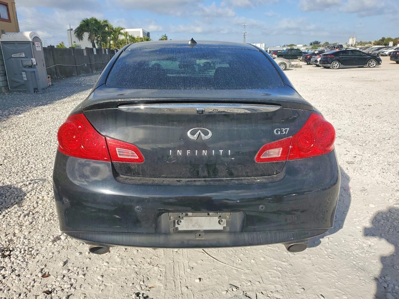2012 Infiniti G37 Base - Фото 6