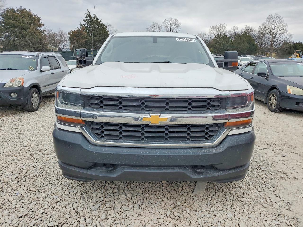 2017 Chevrolet Silverado K1500 - Image 5