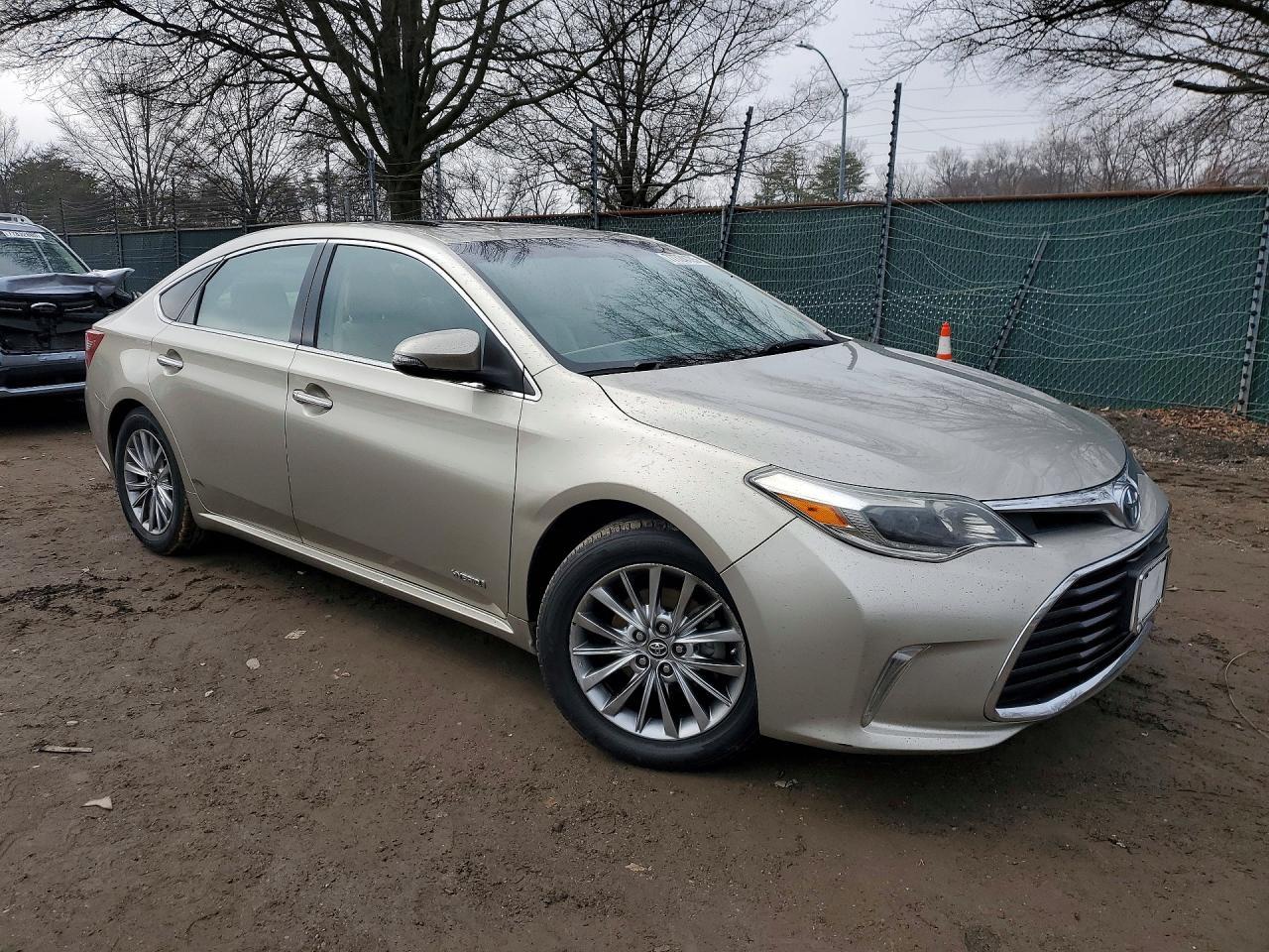 2016 Toyota Avalon Hybrid - Фото 4