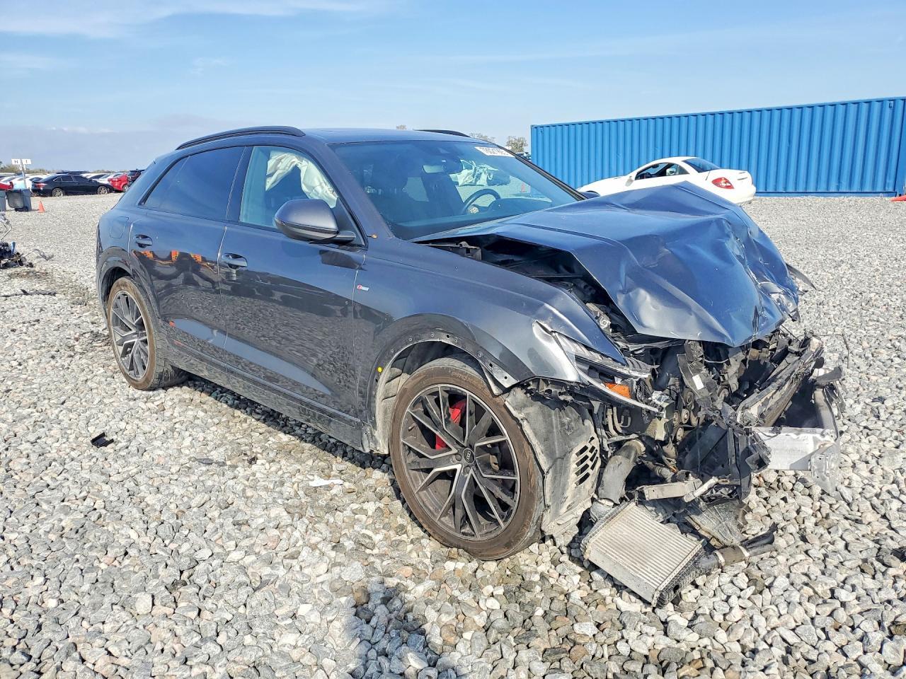2021 Audi Q8 Prestige S-Line - Фото 4