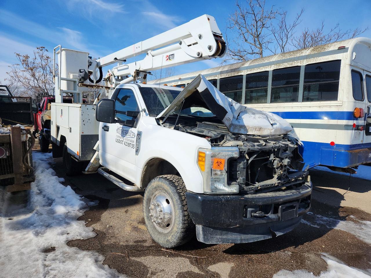 2017 Ford F350 Super Duty - Фото 4