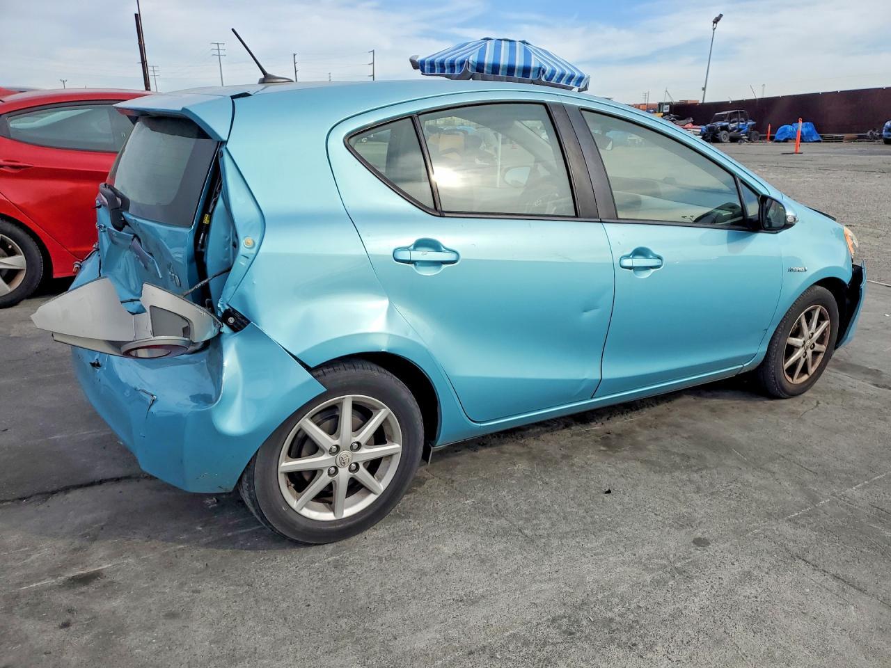 2012 Toyota Prius C - Фото 3