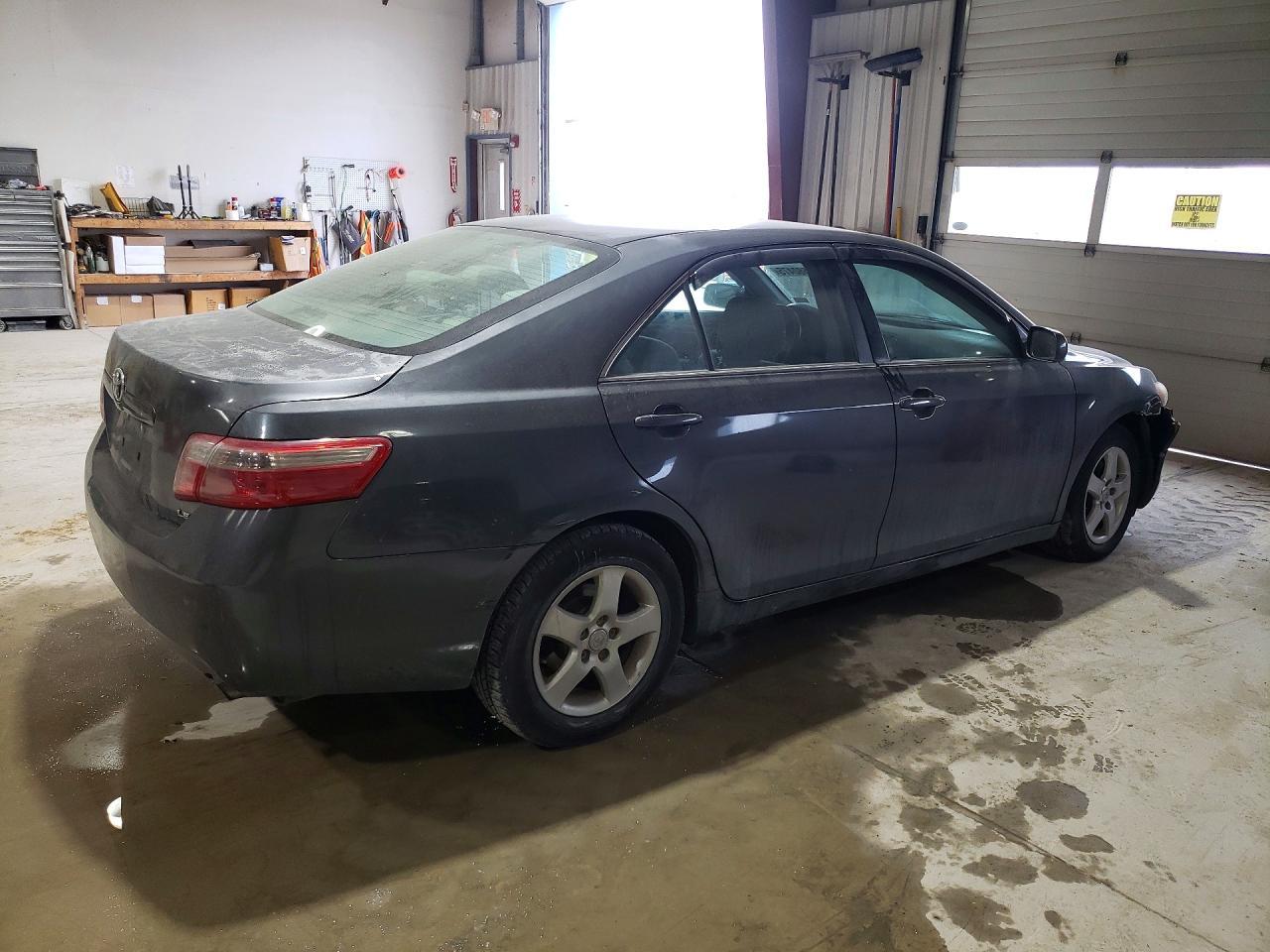2008 Toyota Camry Ce - Фото 3