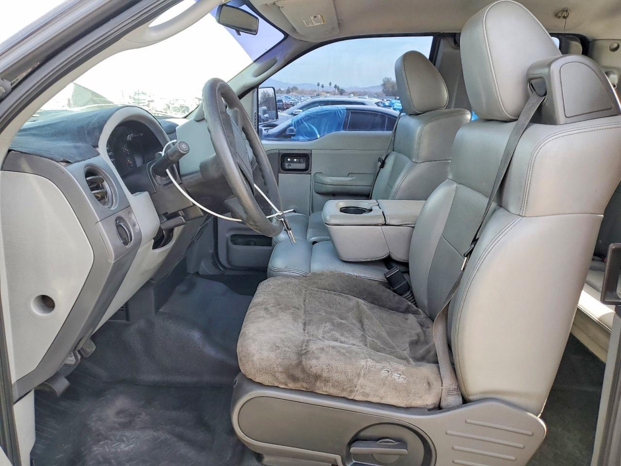 2004 Ford F150 - Фото 7