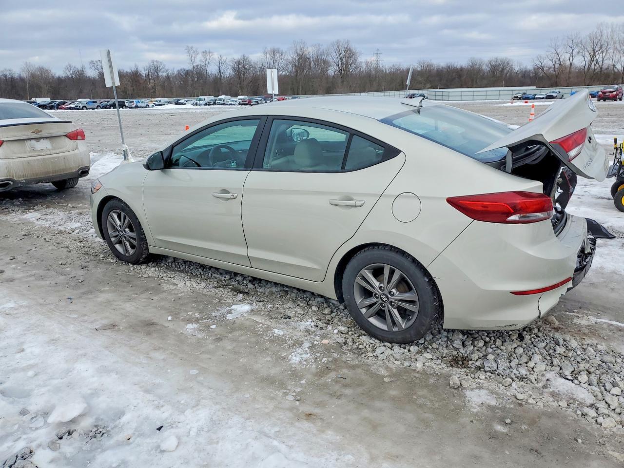 2017 Hyundai Elantra Se - Фото 2