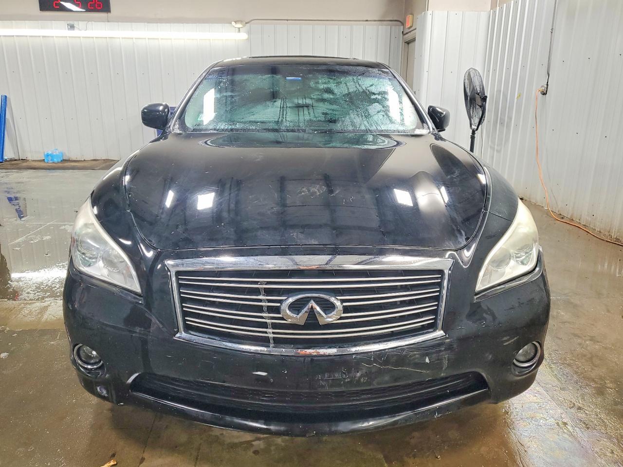 2012 Infiniti M37 X - Image 5