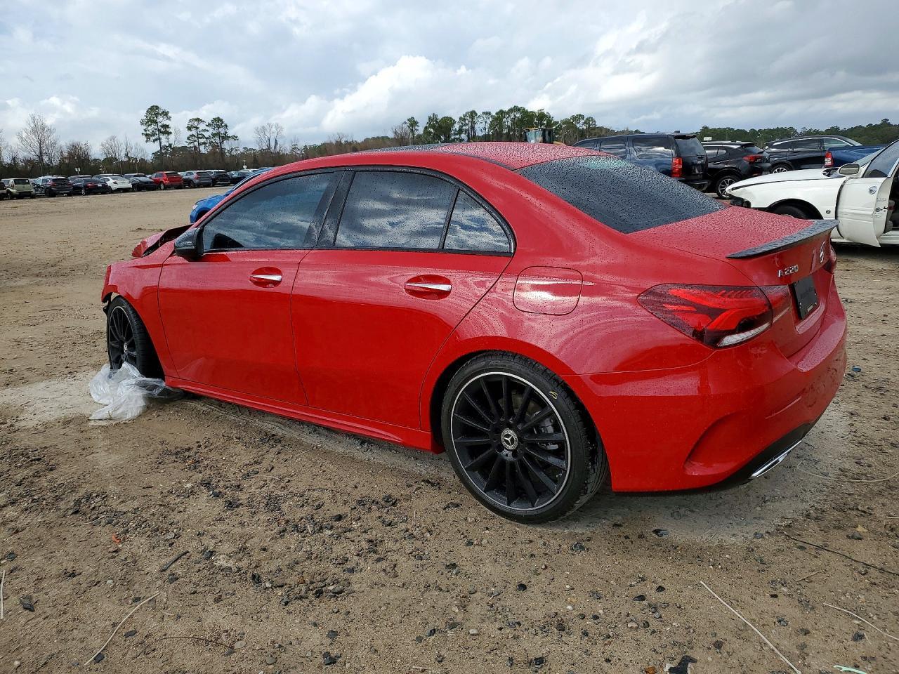 2020 Mercedes-Benz A 220 - Фото 2