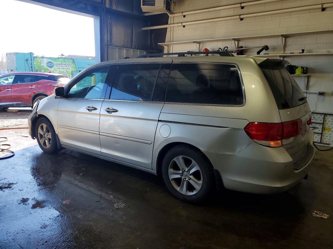 2008 Honda Odyssey Touring - Фото 2