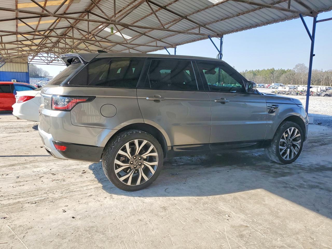2018 Land Rover Range Rover Sport Hse - Image 3