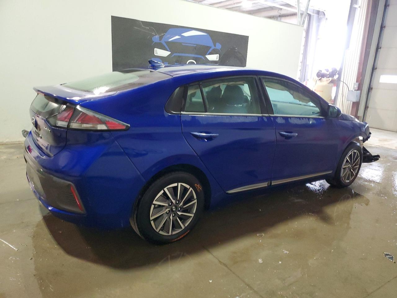 2021 Hyundai Ioniq Se - Image 3