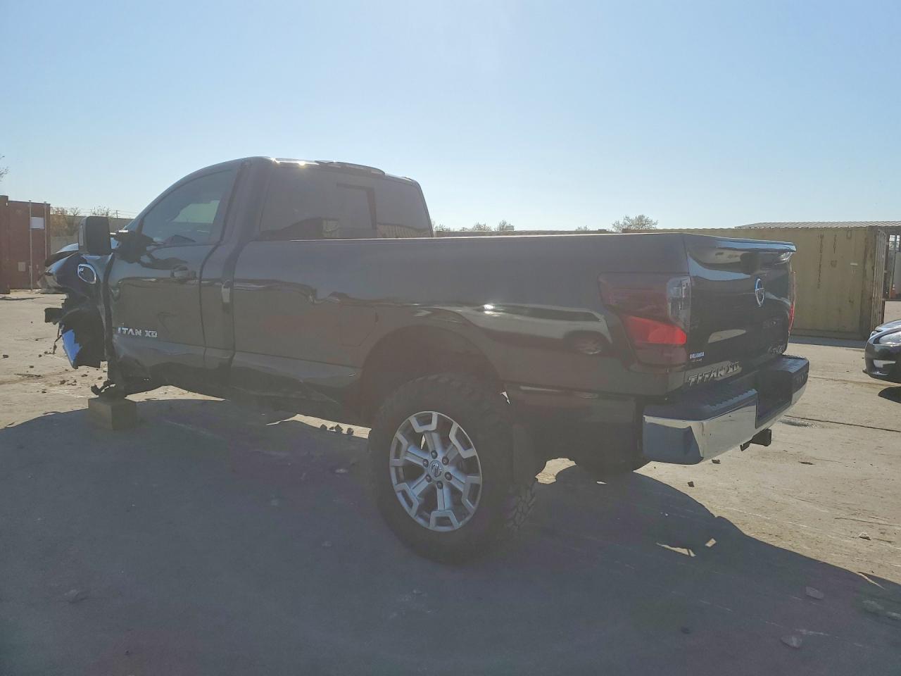 2017 Nissan Titan Xd Sv - Фото 2