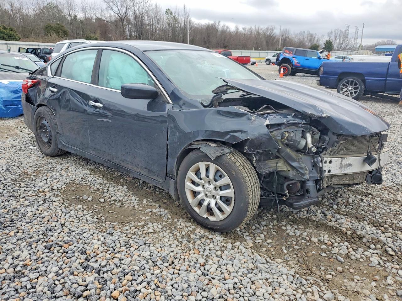 2017 Nissan Altima 2.5 S - Фото 4