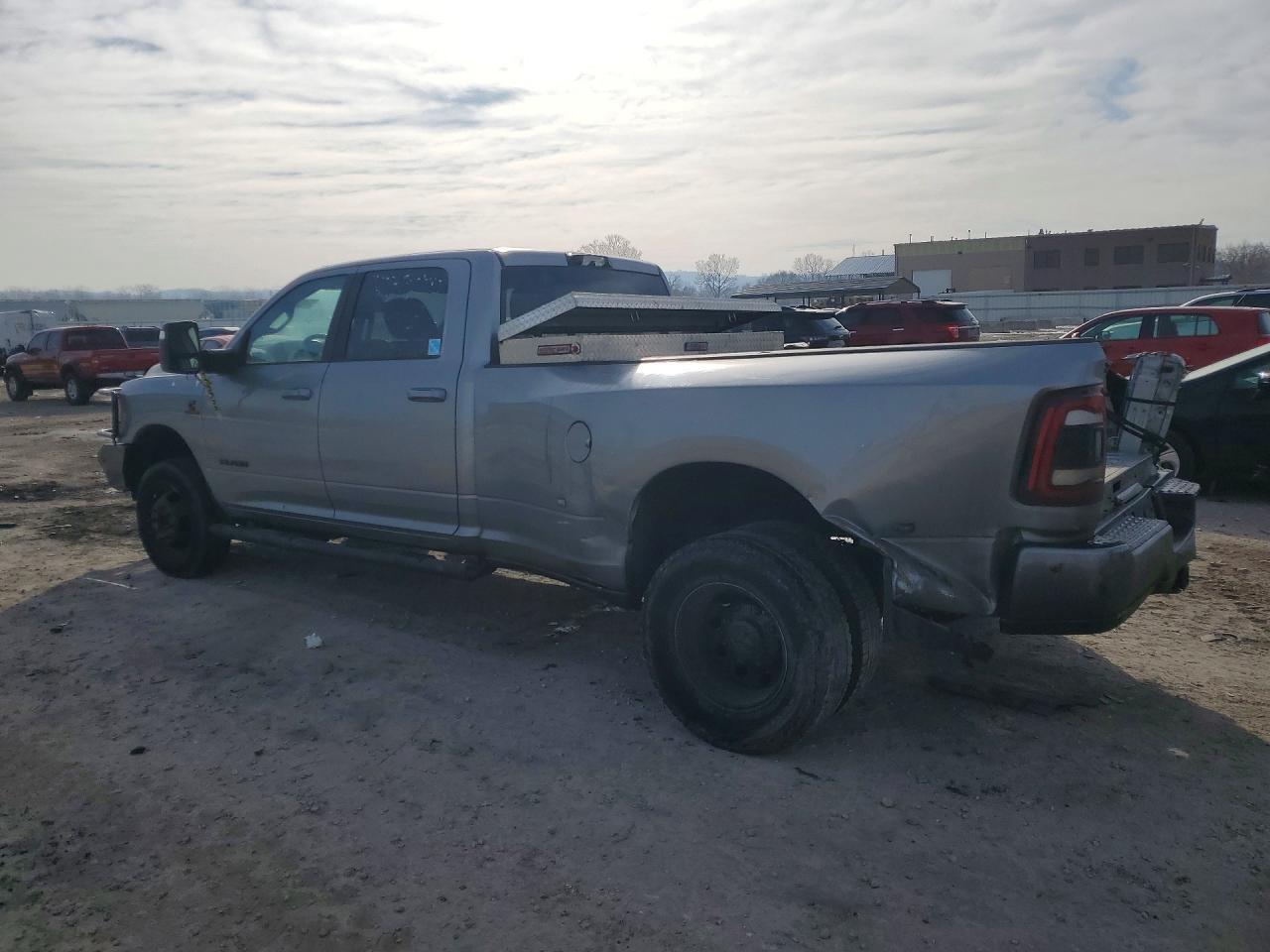 2024 Ram 3500 Big Horn - Фото 2