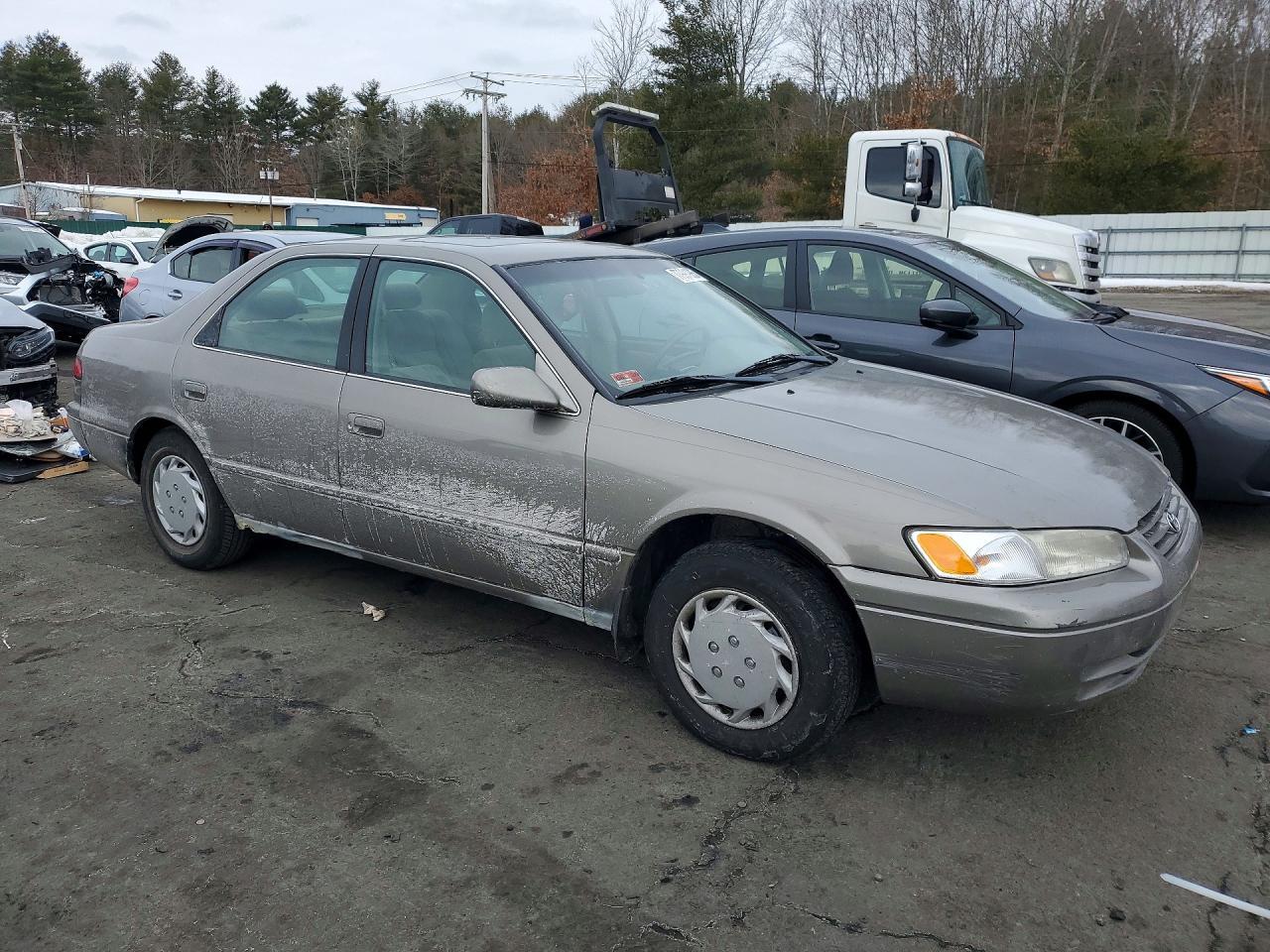 1998 Toyota Camry Ce - Фото 4