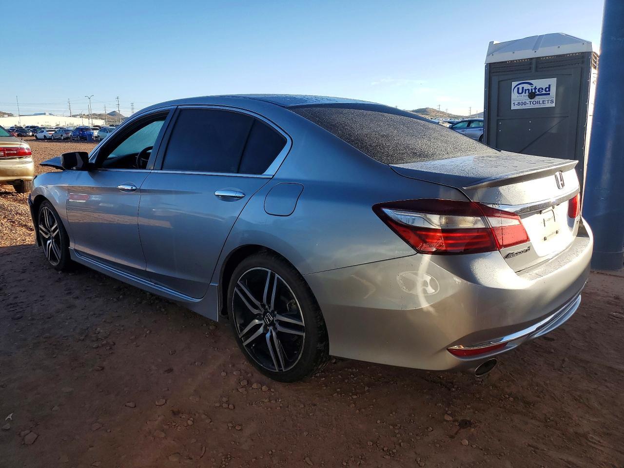 2017 Honda Accord Sport - Фото 2