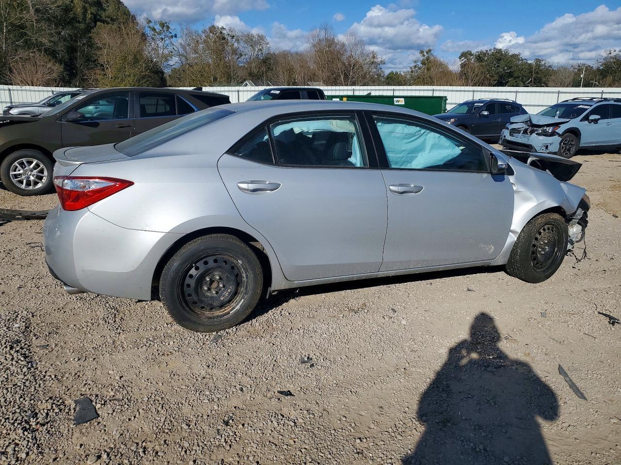 2016 Toyota Corolla L - Фото 3