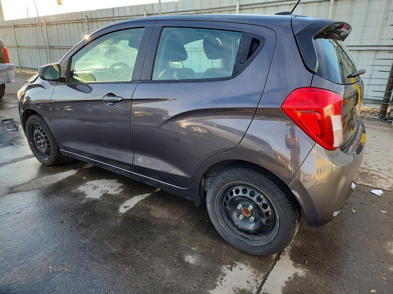 2016 Chevrolet Spark Ls - Фото 2