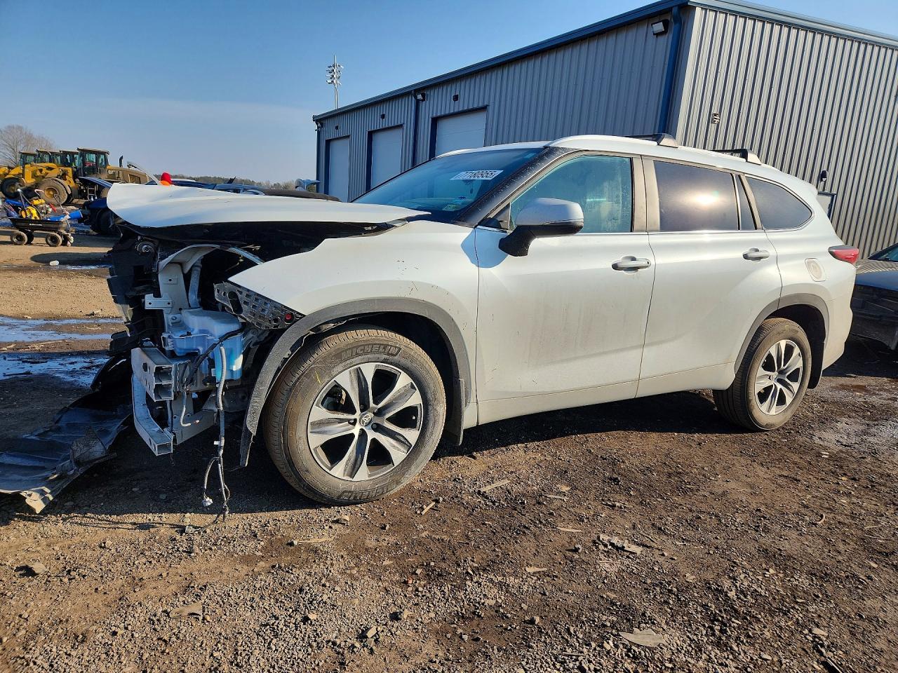 2023 Toyota Highlander L