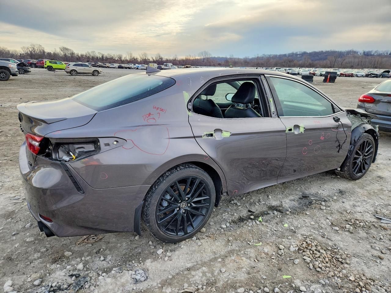 2023 Toyota Camry Xse - Фото 3