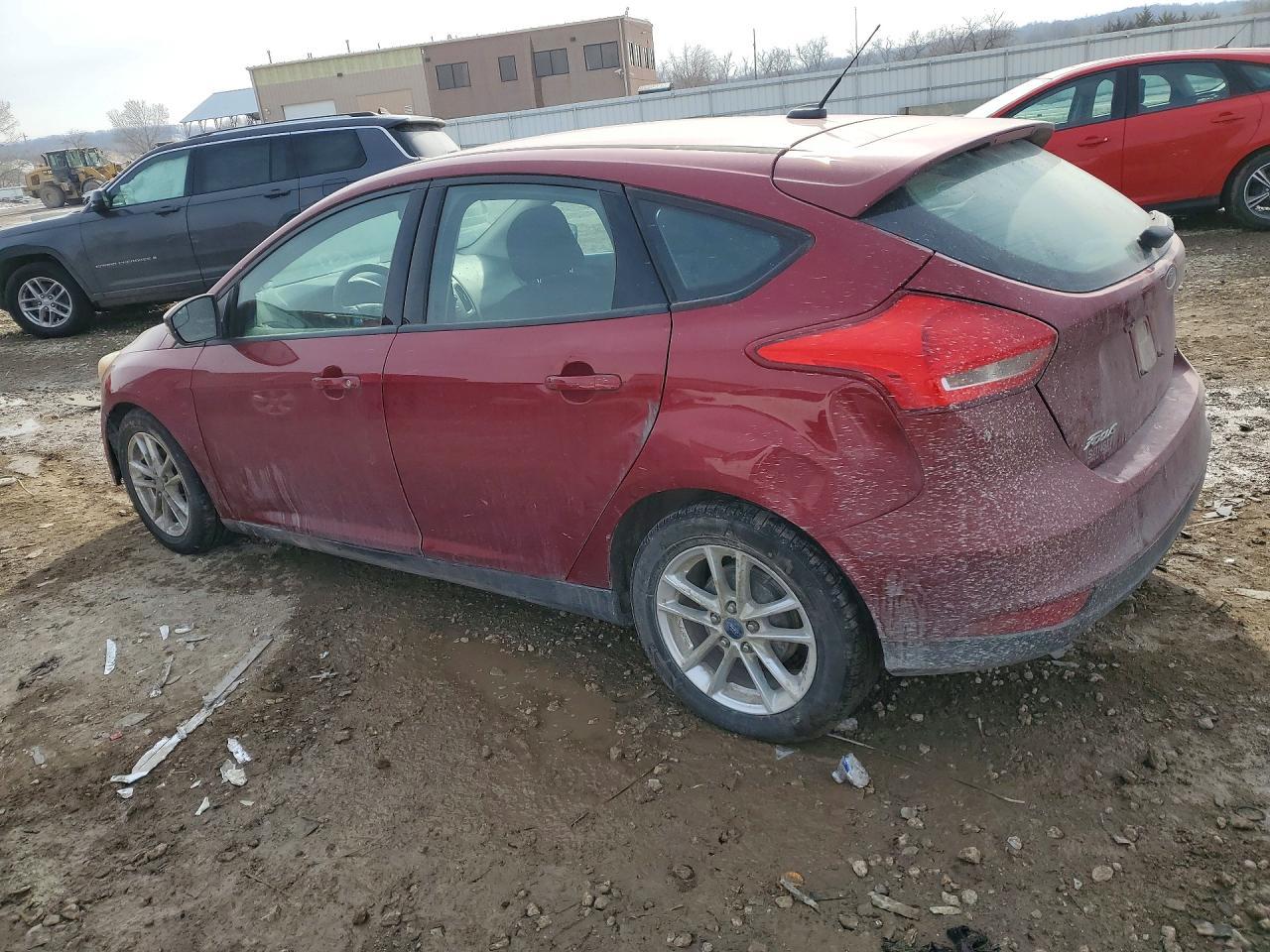 2017 Ford Focus Se - Фото 2