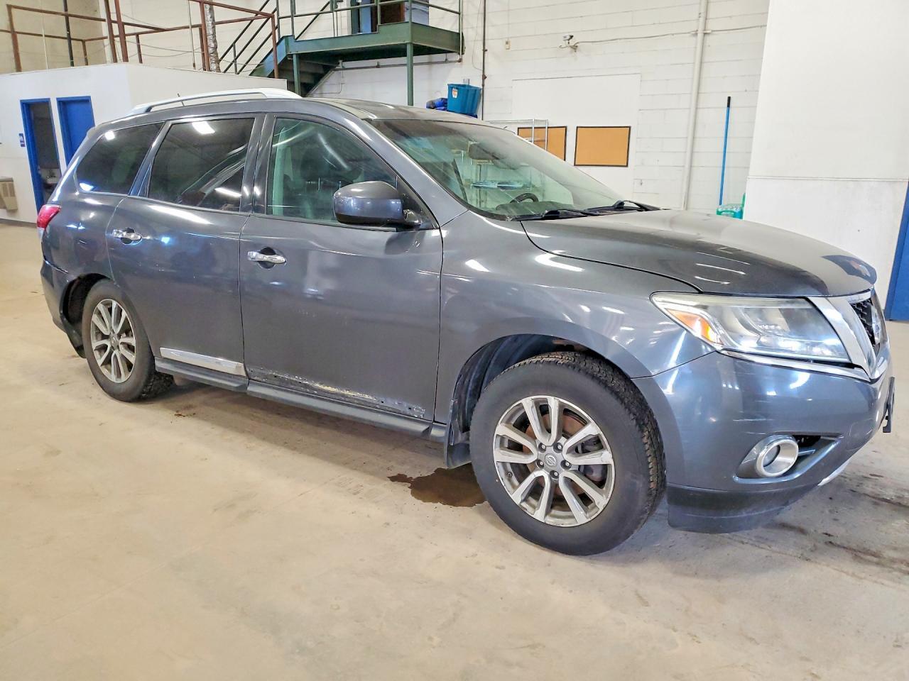 2014 Nissan Pathfinder S - Фото 4