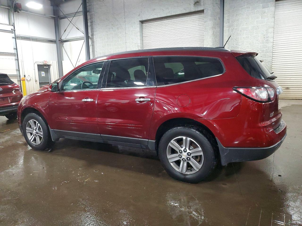 2016 Chevrolet Traverse Lt - Фото 2
