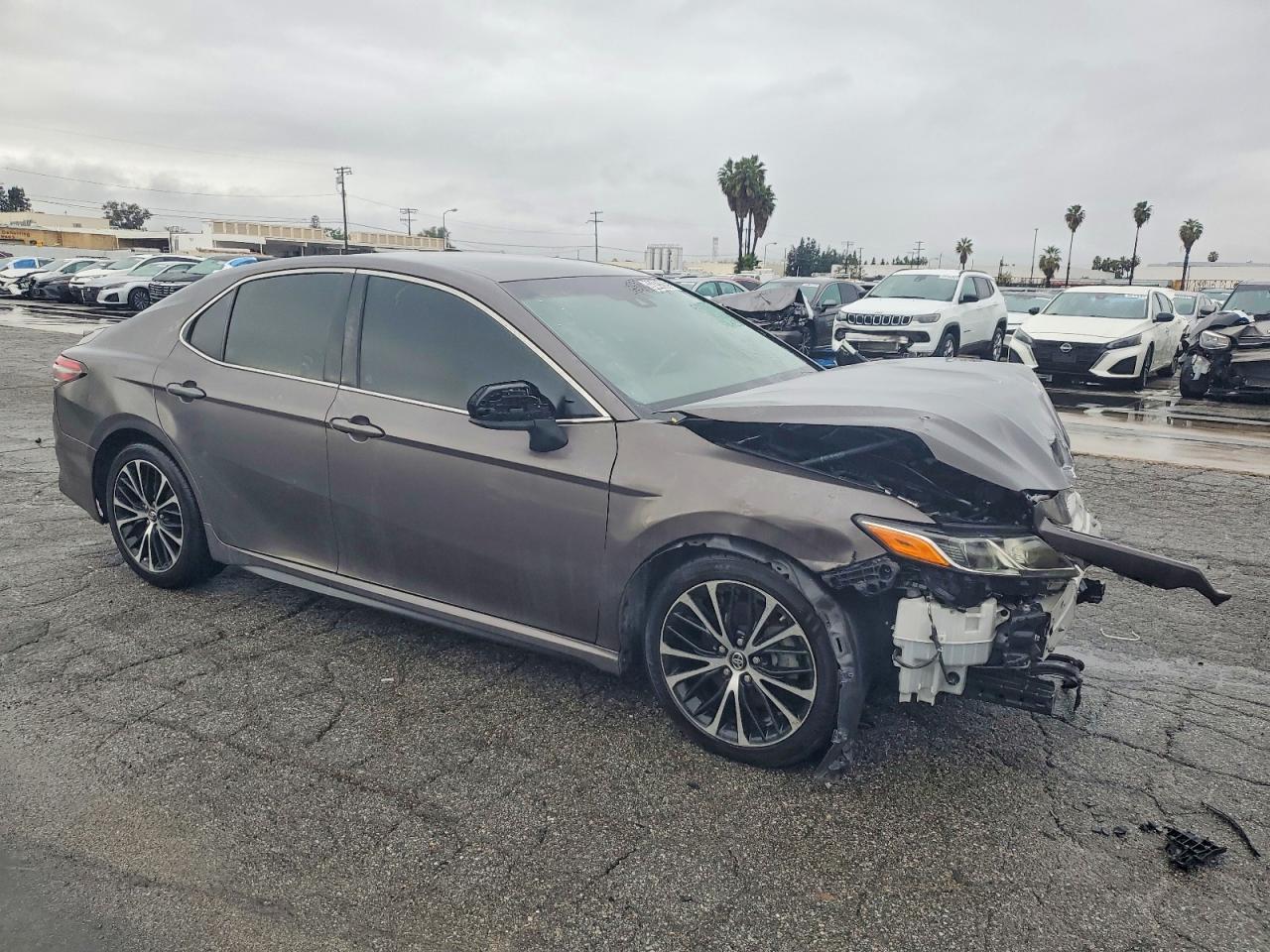 2018 Toyota Camry Se - Image 4