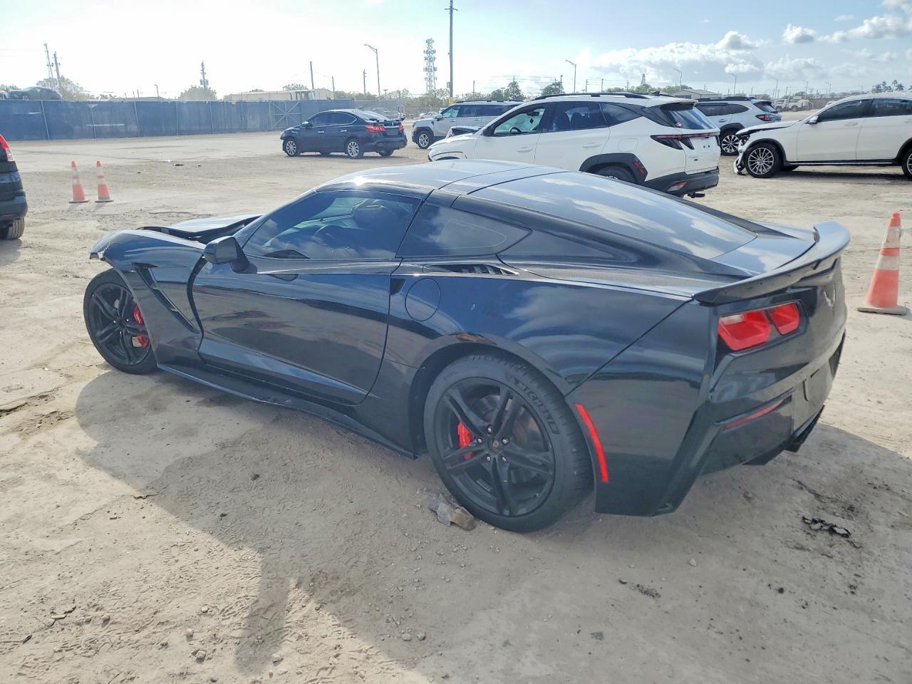 2017 Chevrolet Corvette Stingray 1Lt - Фото 2
