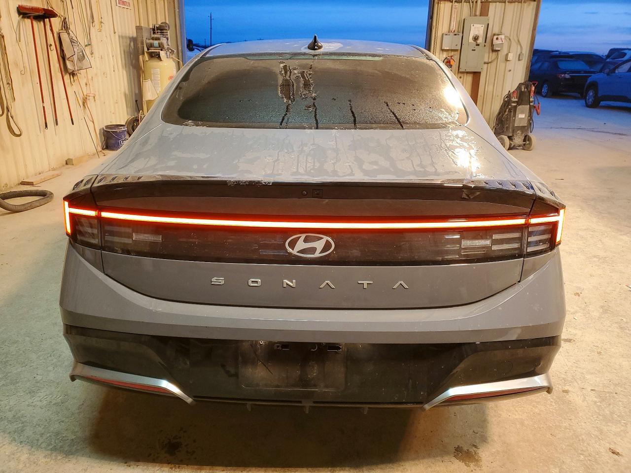 2025 Hyundai Sonata Sel - Image 6