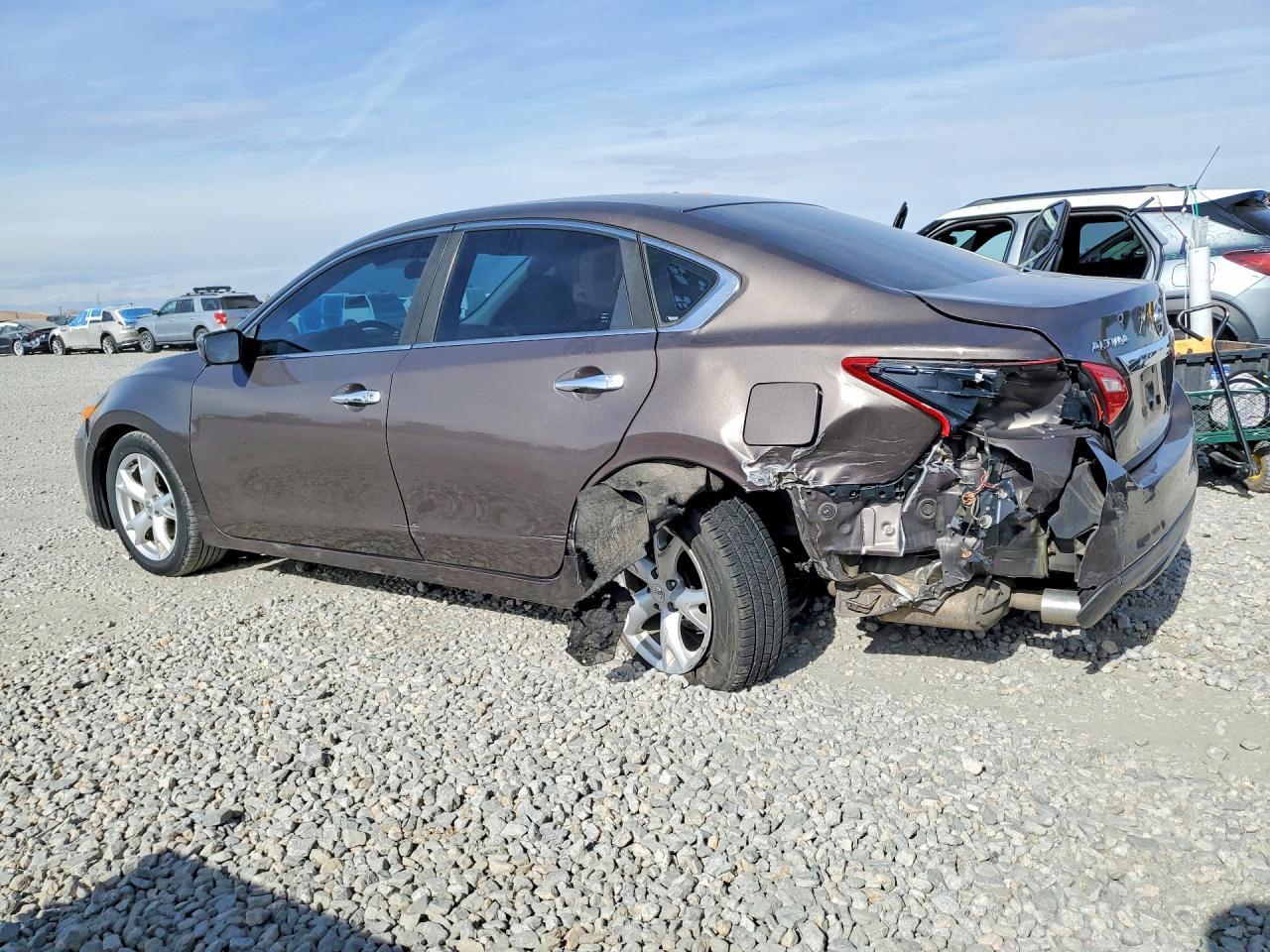 2017 Nissan Altima 2.5 - Фото 2