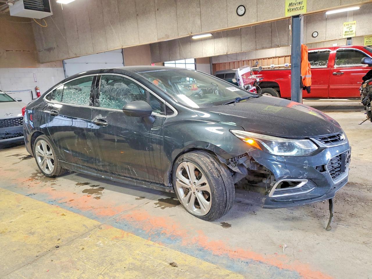 2017 Chevrolet Cruze Premier - Фото 4