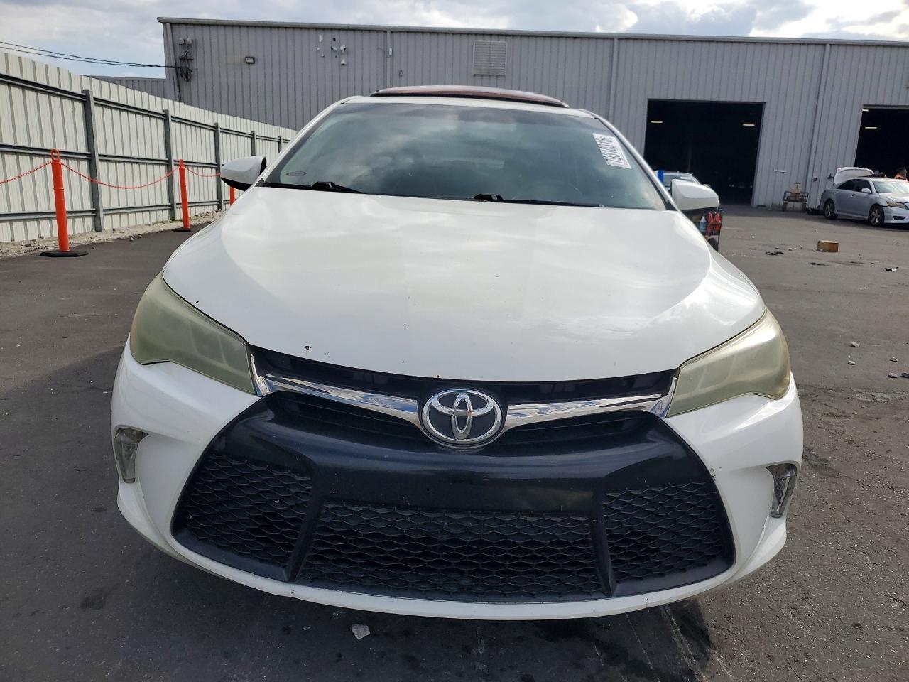 2015 Toyota Camry Xse V6 - Фото 5