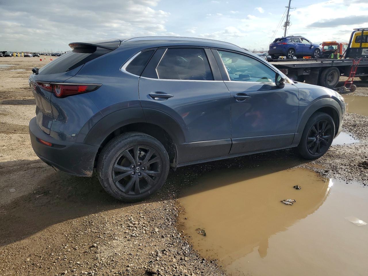 2023 Mazda Cx-30 Preferred - Image 3