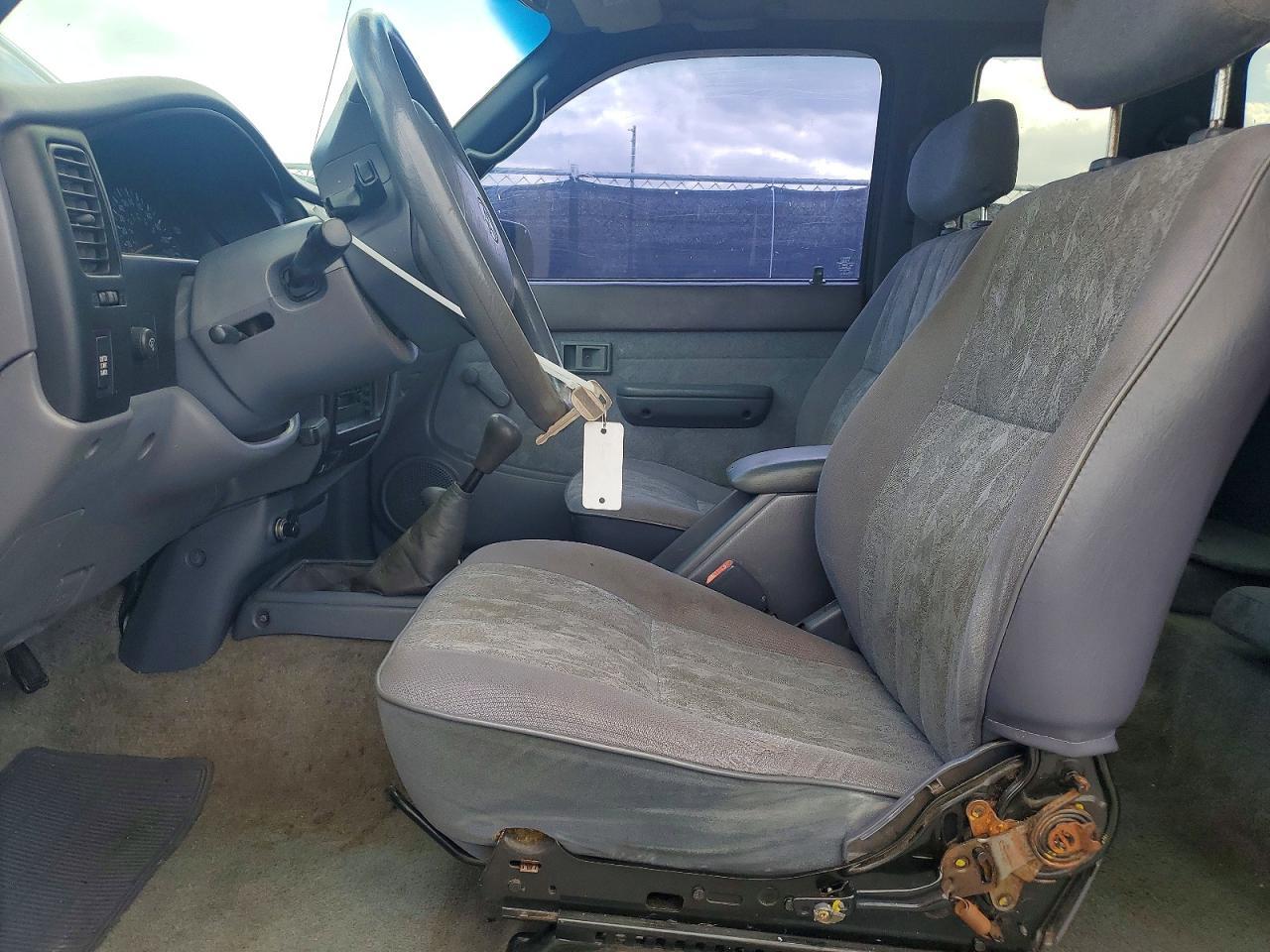 2000 Toyota Tacoma Xtracab - Фото 7