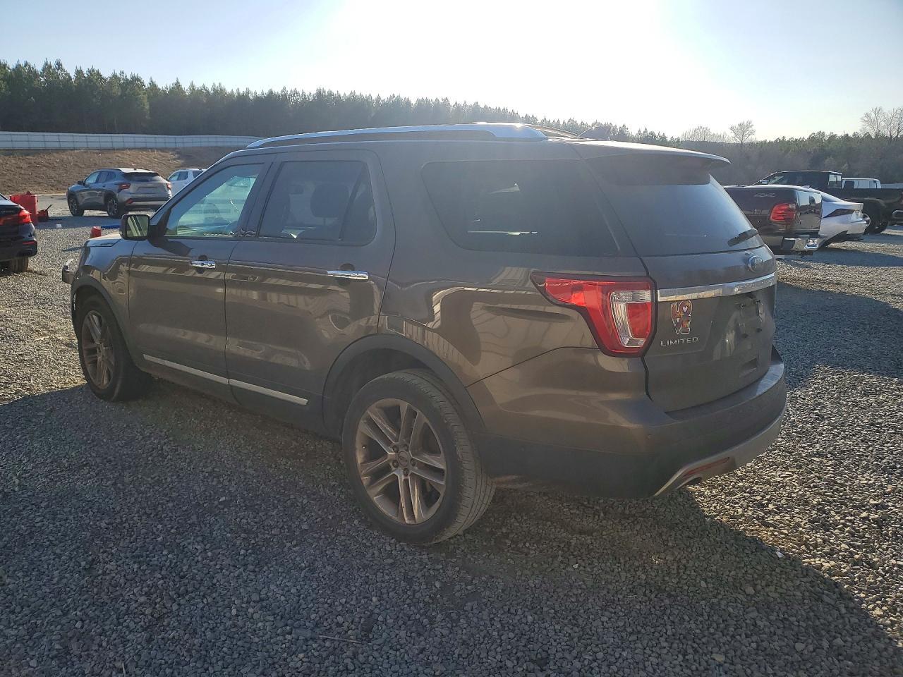 2016 Ford Explorer Limited - Фото 2