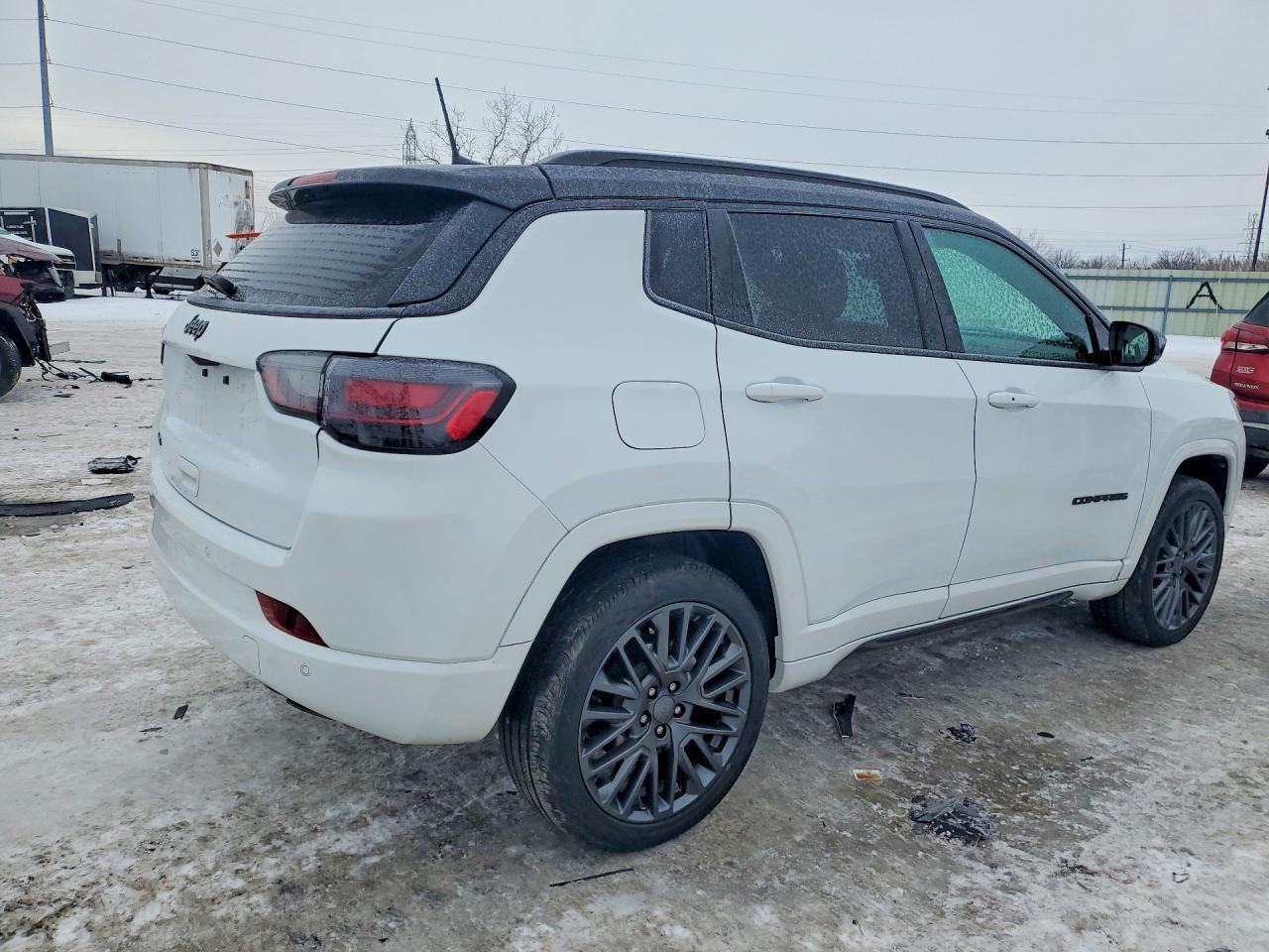 2023 Jeep Compass Limited - Фото 3