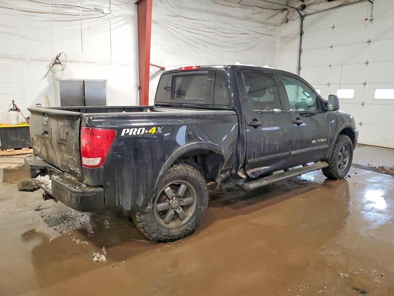 2015 Nissan Titan S - Фото 3