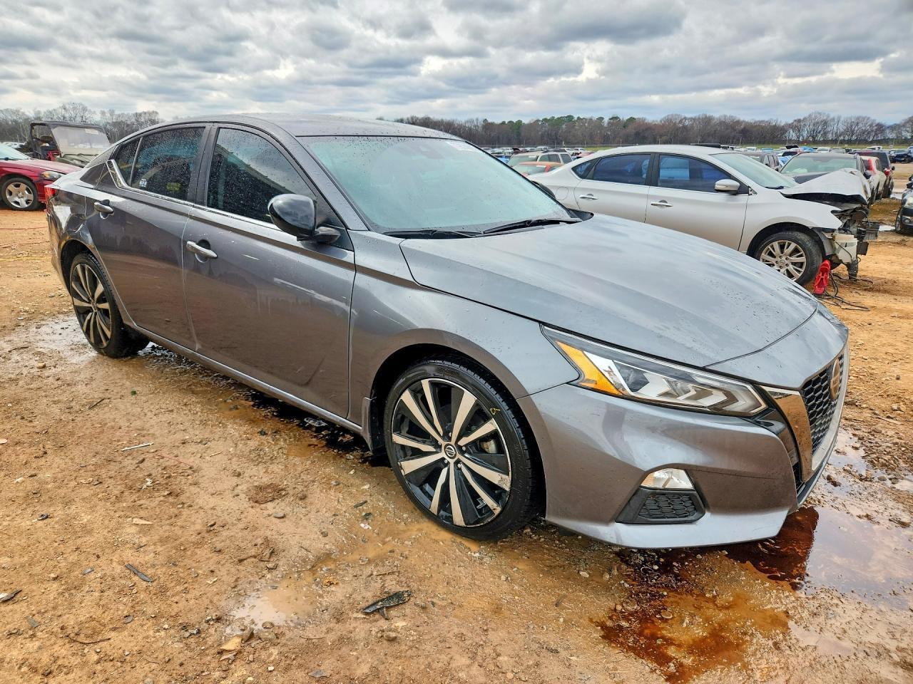 2022 Nissan Altima Sr - Фото 4